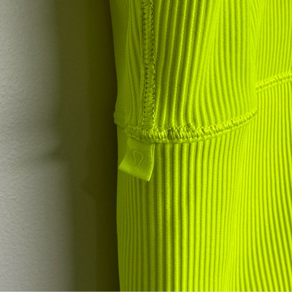 lululemon athletica Power pivot Tank top - Picture 3 of 4
